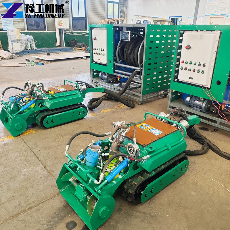 remote controlled sediment cleaning robot